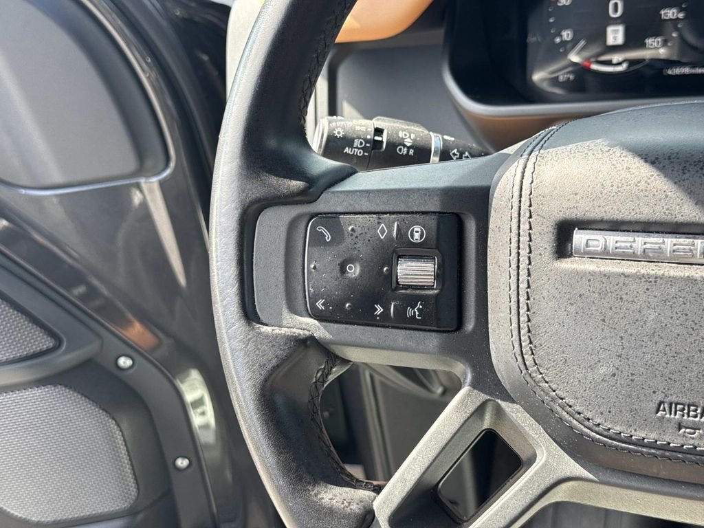 Used 2024 Gray Land Rover X image 7