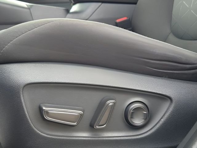 Used 2023  Toyota XLE image 16
