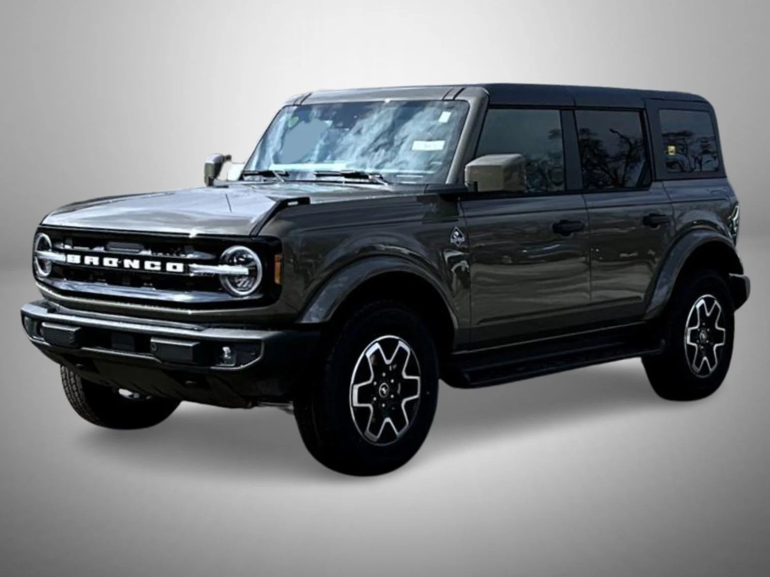 2026 Ford Bronco Outer Banks 4x4's photo