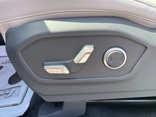 Used 2025 Gray Hyundai SEL image 16