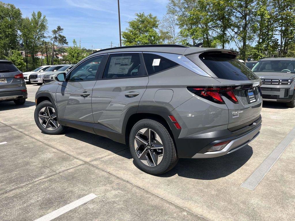 New 2026 Gray Hyundai SEL FWD image 30