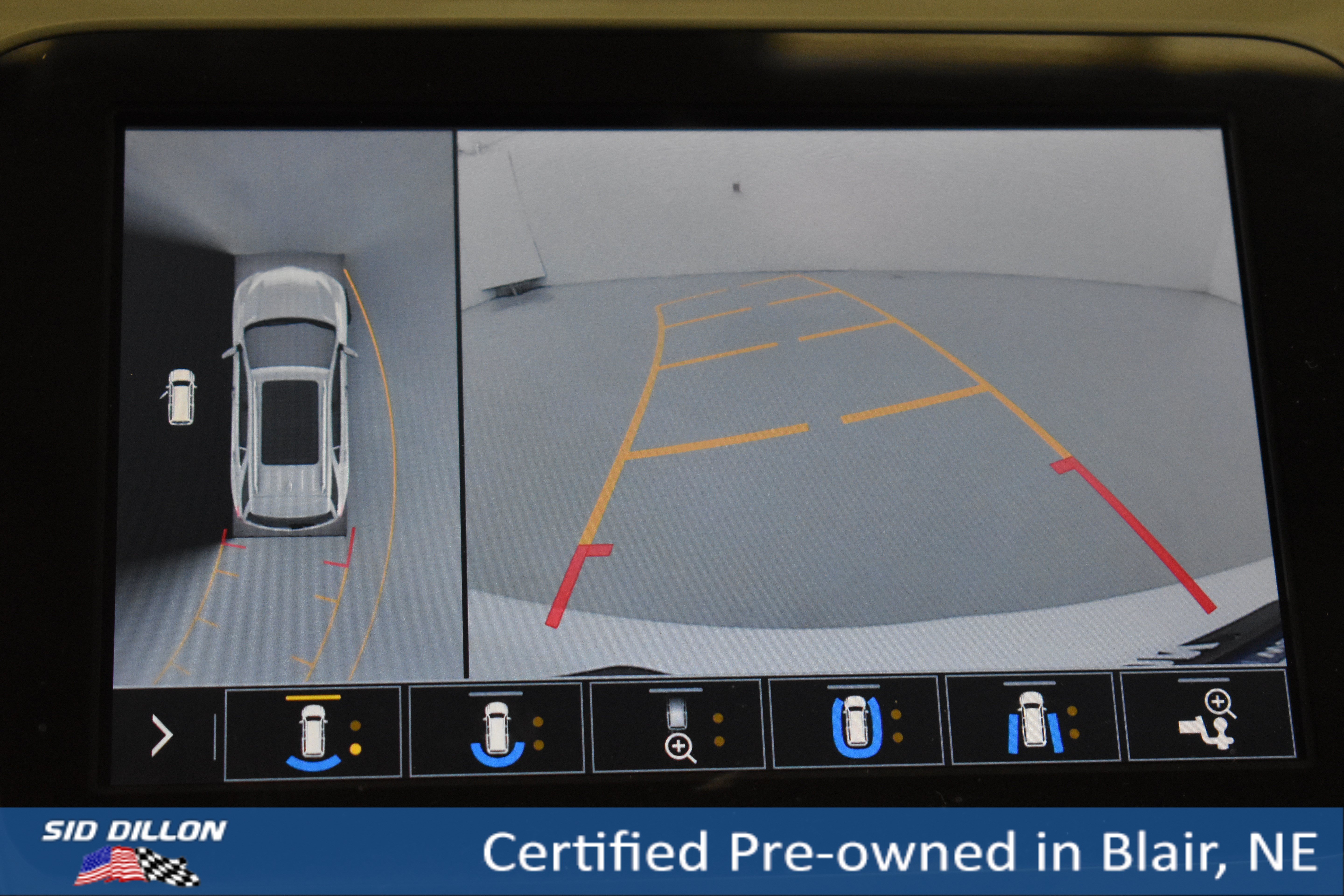Used 2021 Summit White Chevrolet Premier image 3