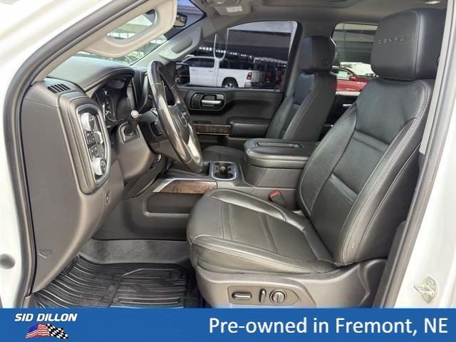 Used 2021 White Frost Tricoat GMC Denali image 17