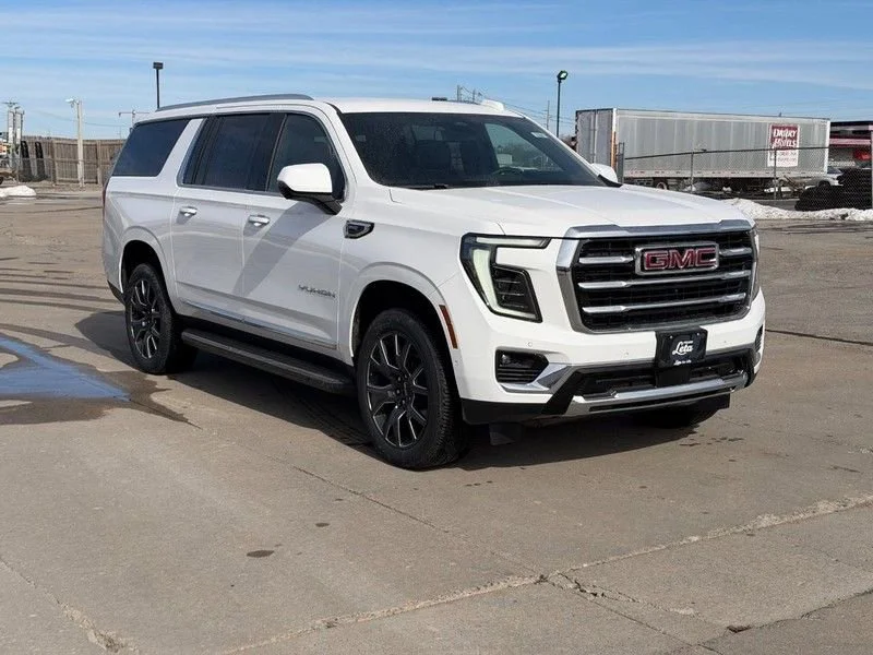 2026 GMC Yukon 4WD Elevation's photo