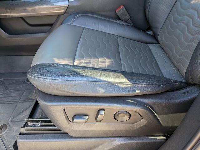 Used 2022 Blue Chevrolet ZR2 image 20