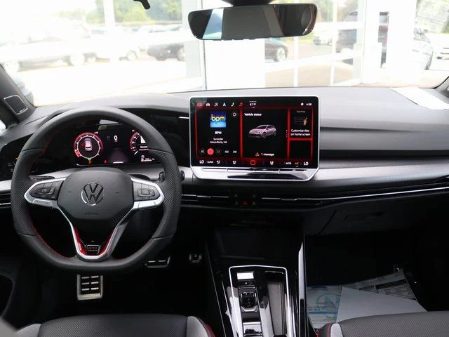 2025 Volkswagen Golf GTI Autobahn - Photo 10