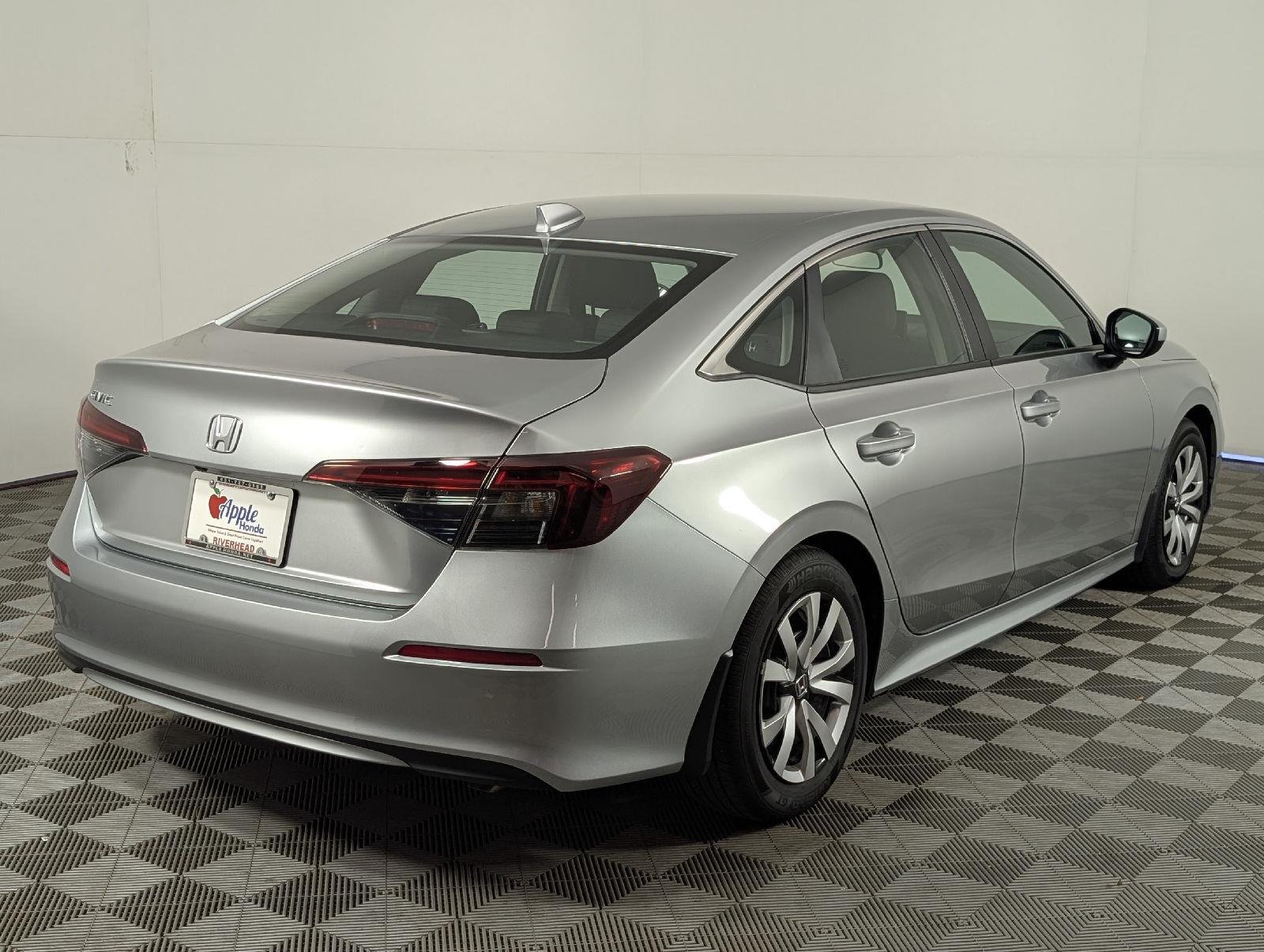 2026 Honda Civic LX - Photo 6