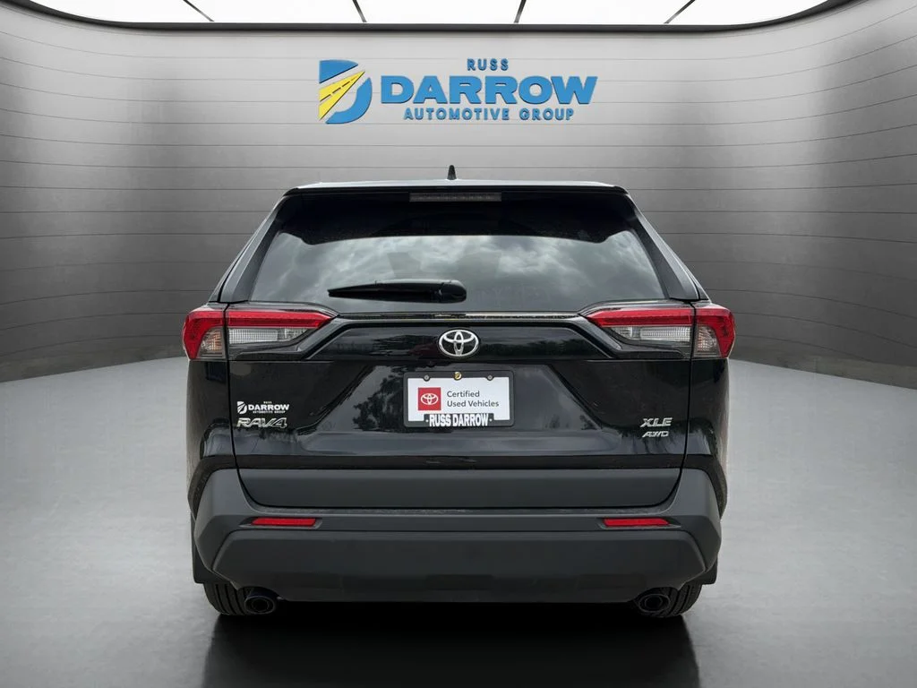 Used 2025 Black Toyota XLE image 5