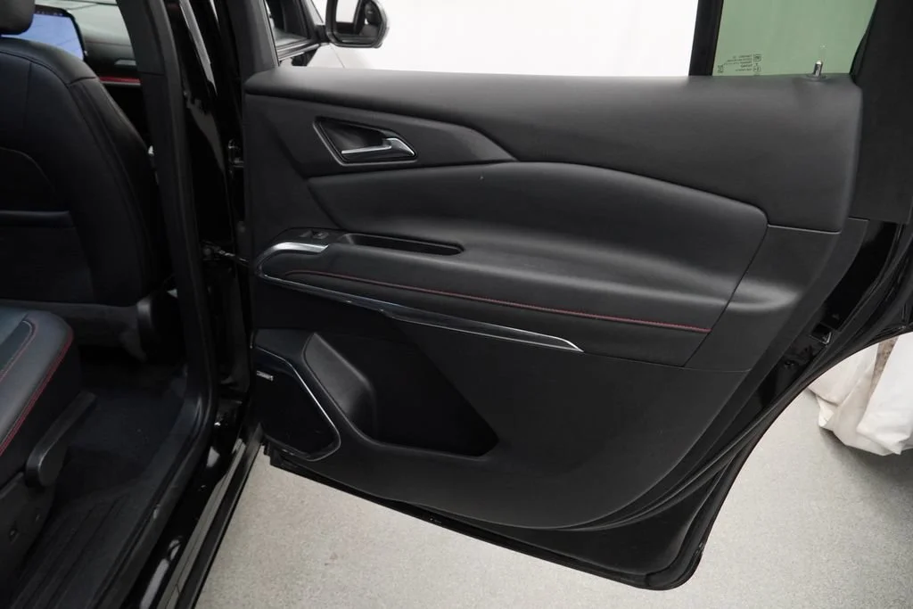 Used 2024 Mosaic Black Metallic Chevrolet RS image 30