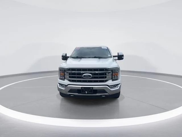 Used 2022 White Ford Lariat image 2