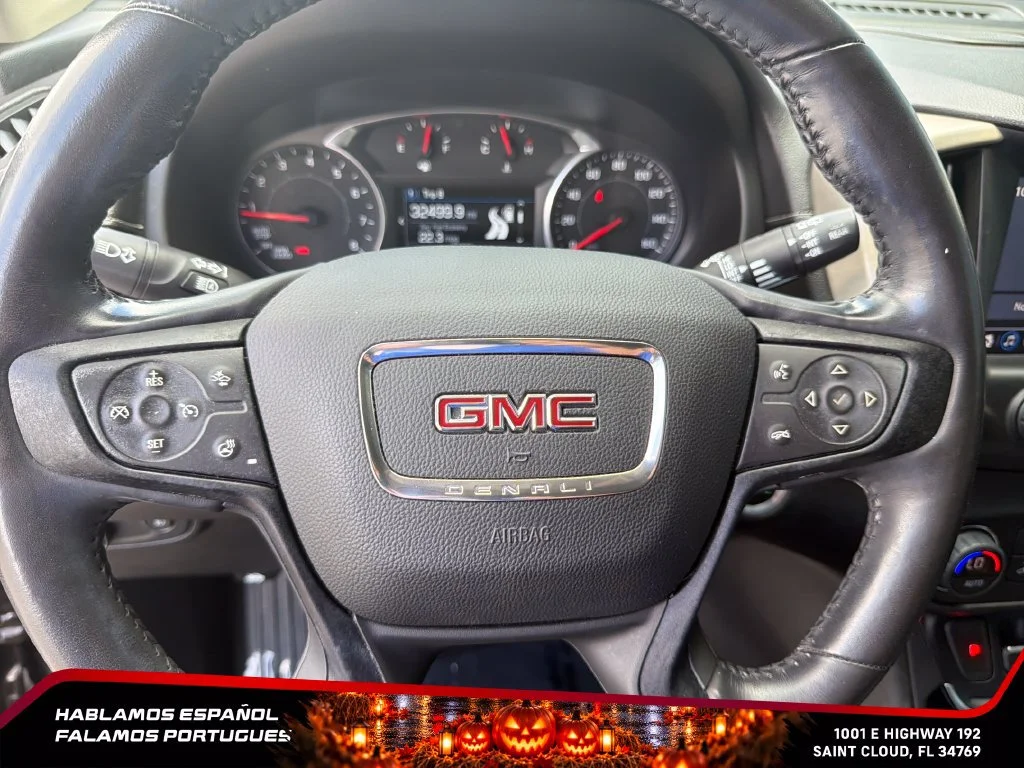 Used 2018 EBONY TWILIGHT METALLIC GMC Denali image 18