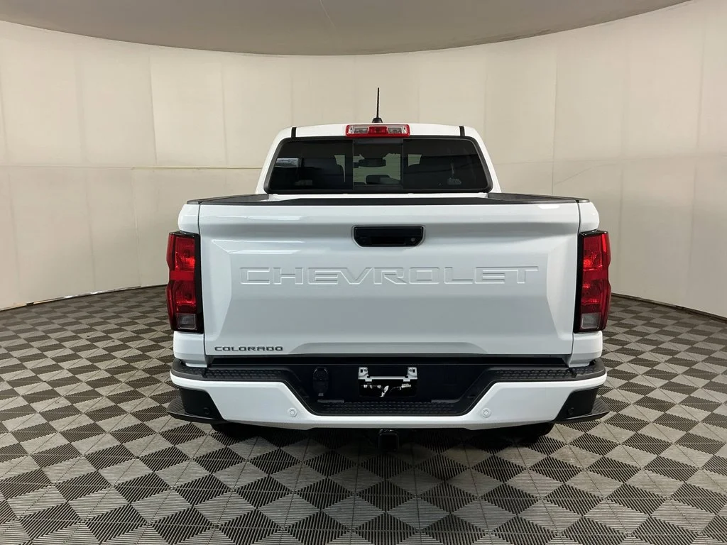 New 2026 White Chevrolet LT image 7