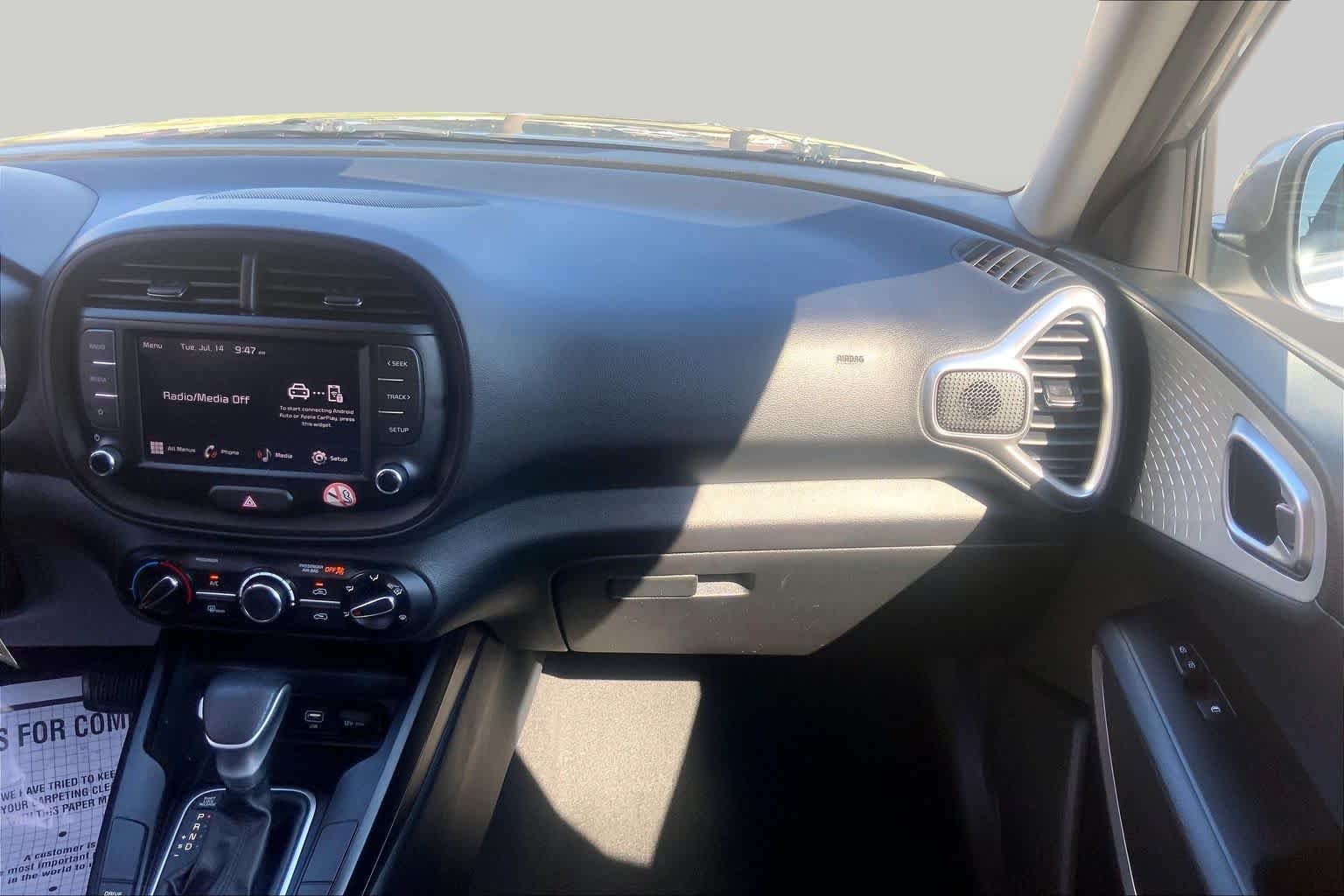 Certified Used 2024 Steel Gray Kia LX image 17