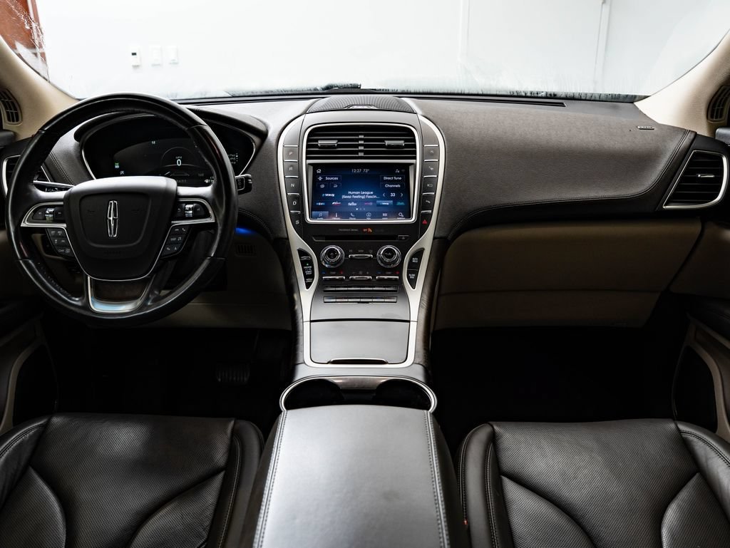 Used 2020 Pristine White Lincoln Reserve image 35