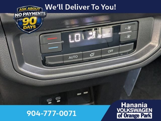 New 2026 Silver Volkswagen 2.0T SE w/Technology image 15
