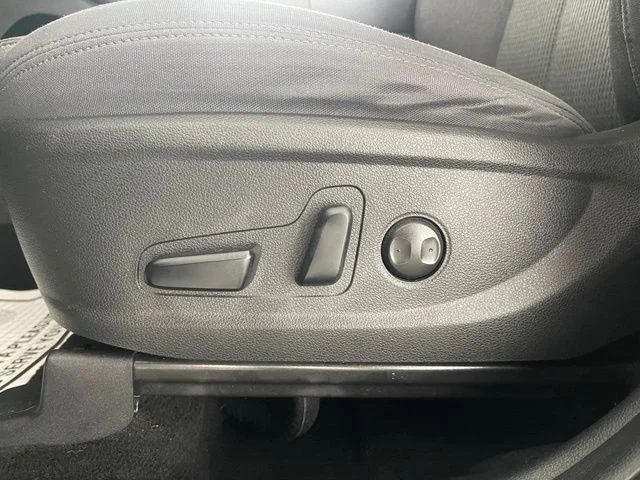 Used 2022 Gray Hyundai XRT image 34