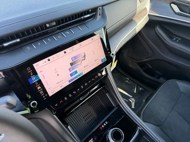 New 2026 White Jeep Altitude image 20