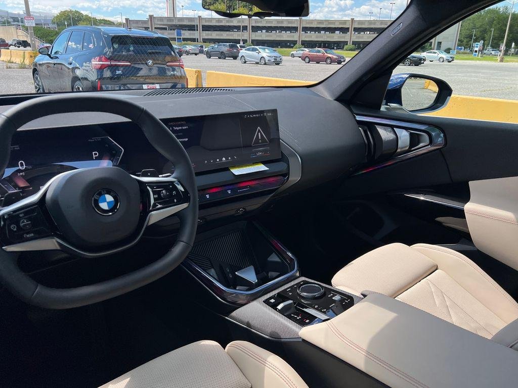 New 2026 Tanzanite Blue II Metallic BMW 30 xDrive image 26