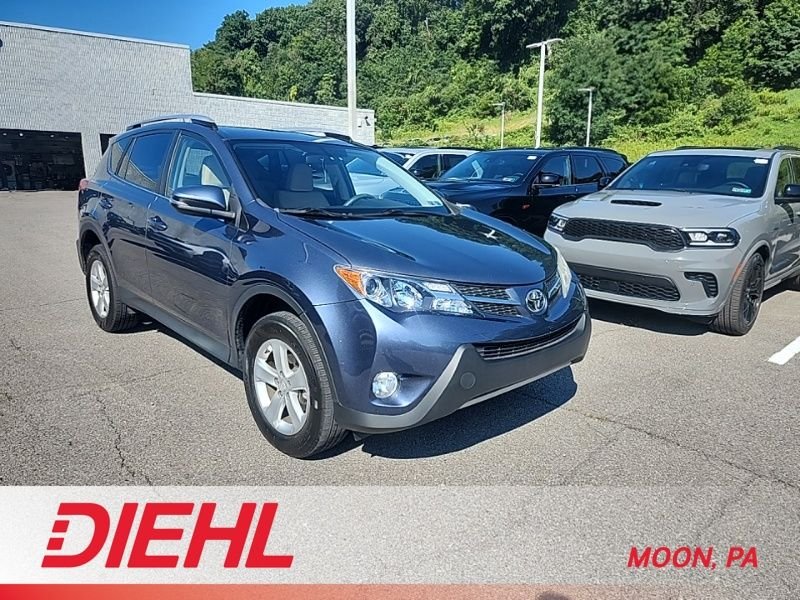 Used 2013 Blue Toyota XLE image 1