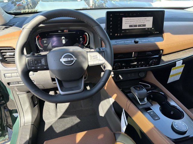 New 2026 Obsidian Green Pearl Nissan Platinum image 17