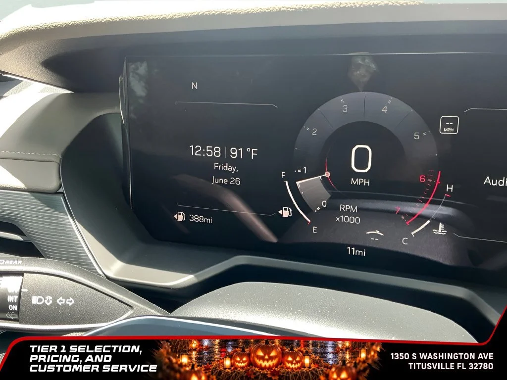 New 2026 Sterling Metallic GMC Elevation image 38