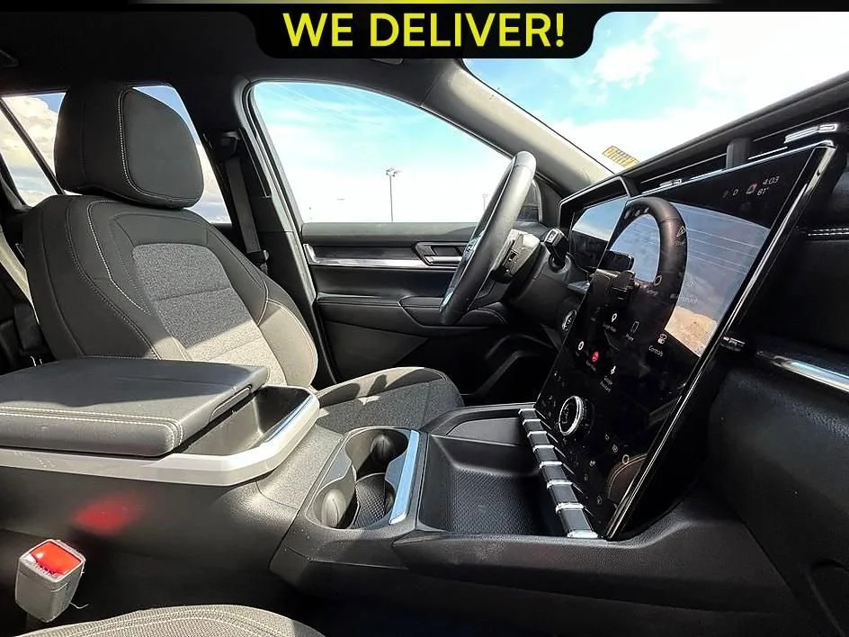 Used 2026 Rapids Metallic GMC Elevation image 21