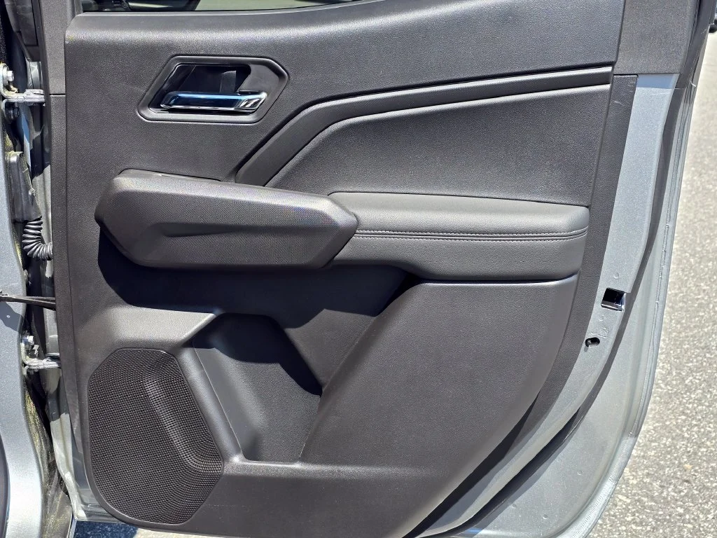 New 2026 Silver GMC Elevation image 40