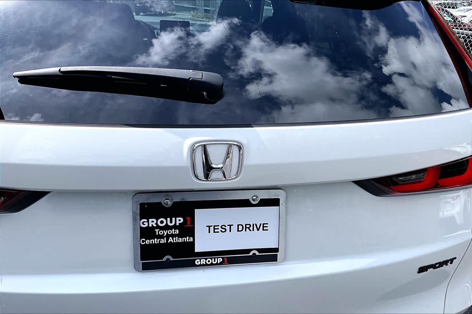 Used 2023 Platinum White Pearl Honda Sport image 31