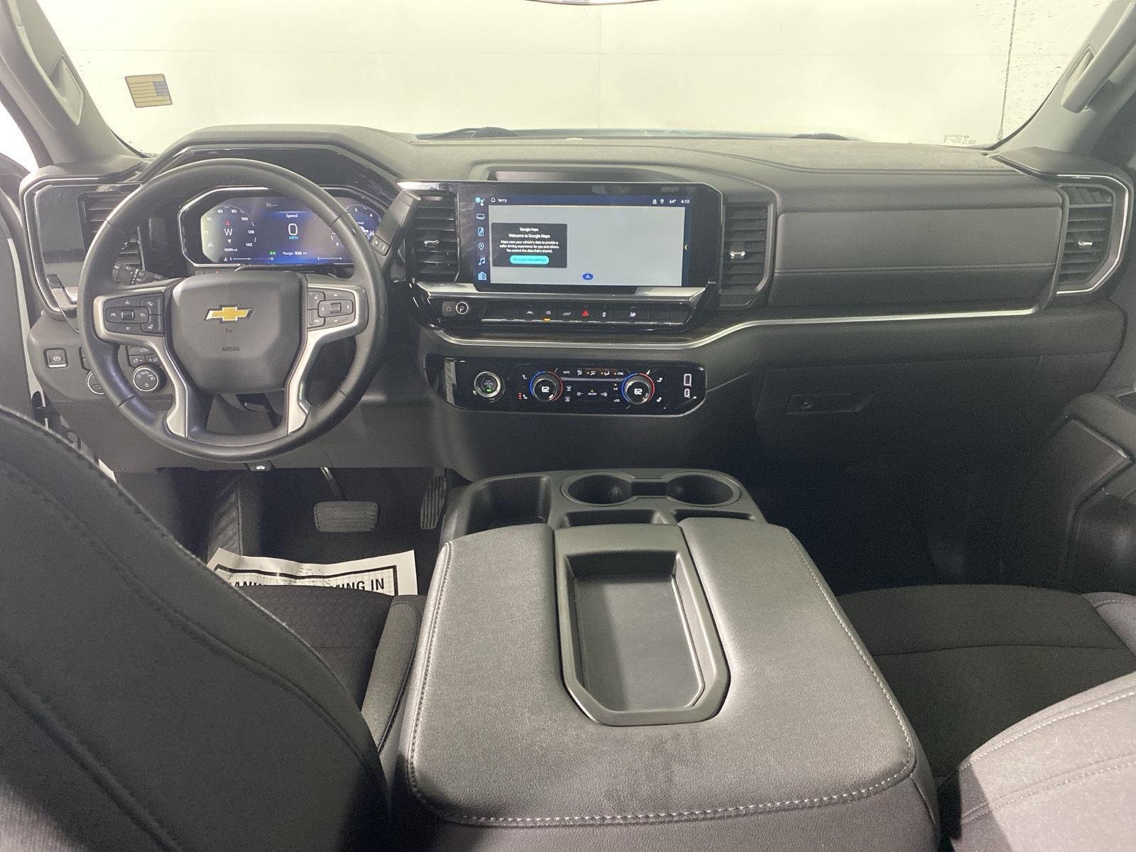 Used 2024 Summit White Chevrolet LT image 24