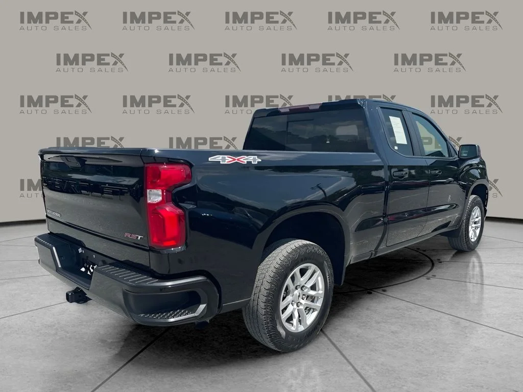 Used 2020 Black Chevrolet RST image 3