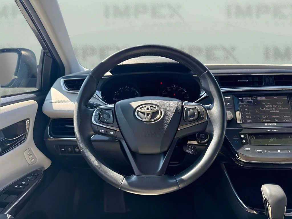 Used 2014 Gray Toyota Limited image 10