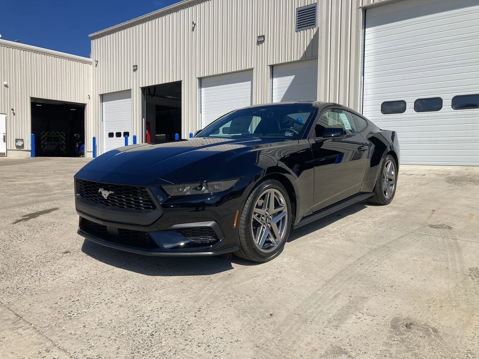 2026 Ford Mustang EcoBoost Fastback - Photo 2