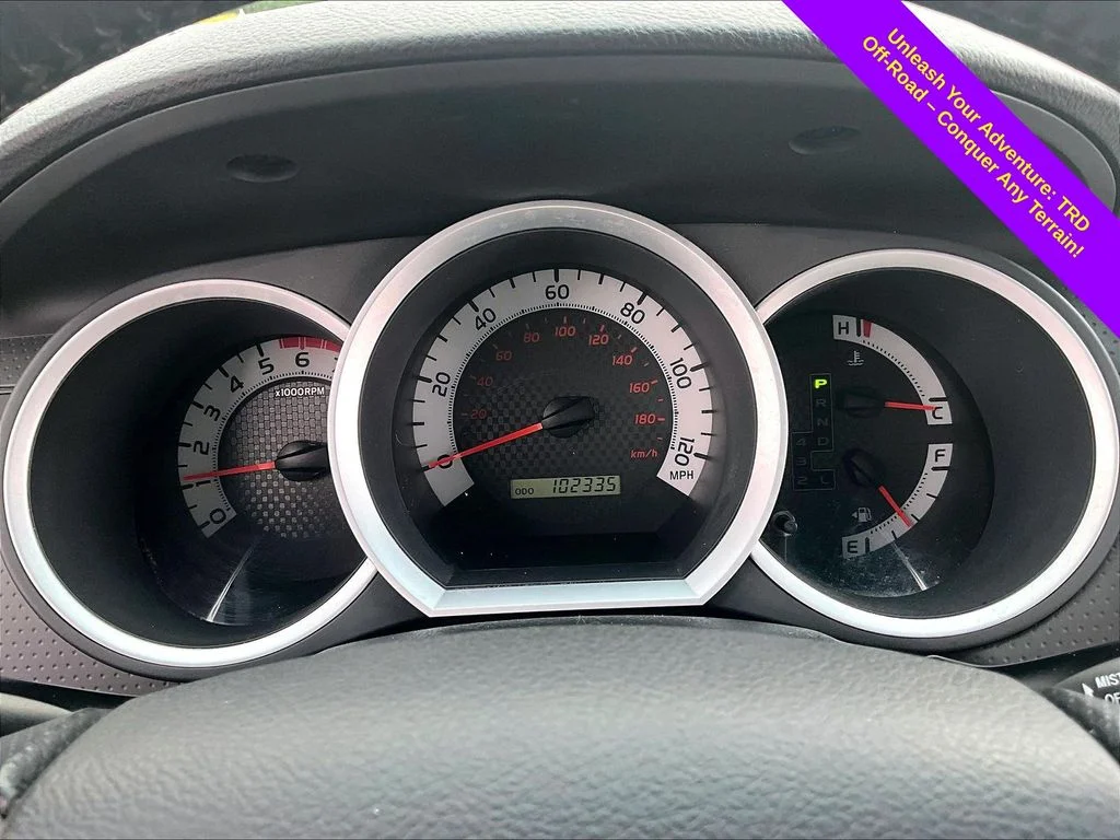 Used 2015 Gray Toyota Base image 21