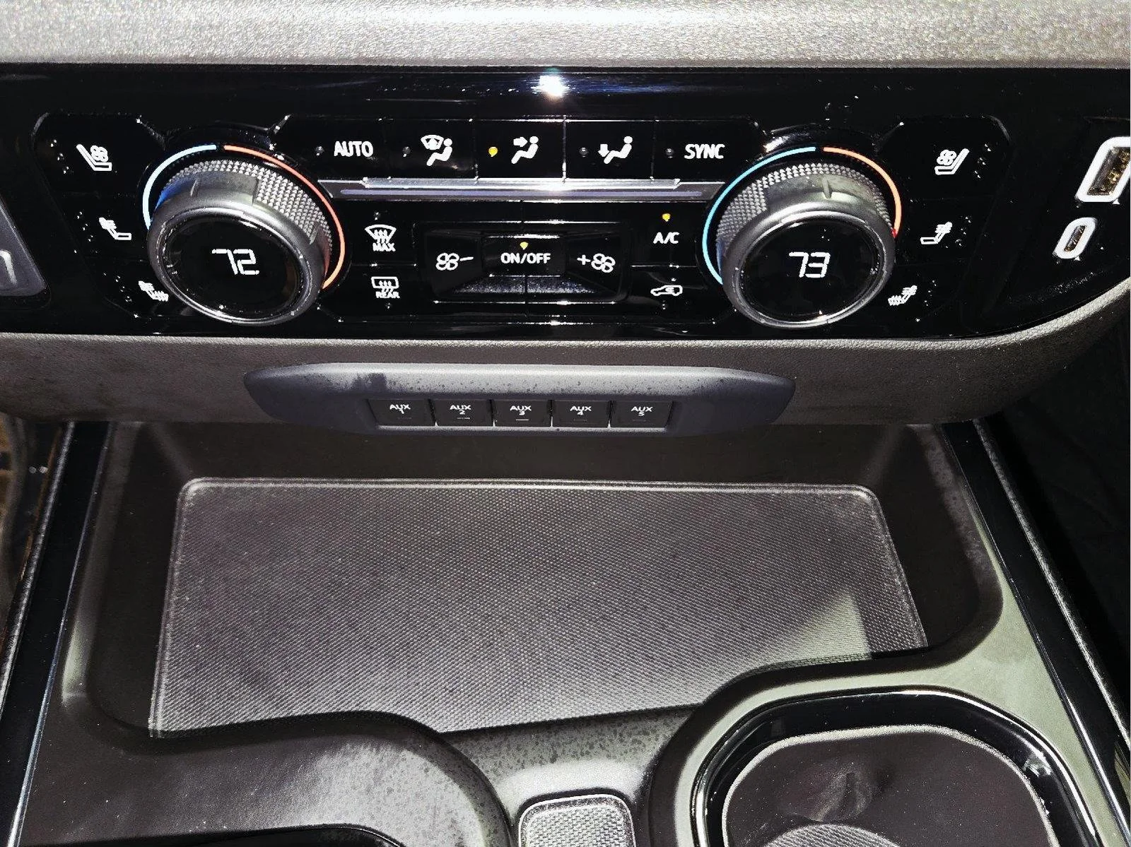 Certified Used 2024 Slate Gray Metallic Chevrolet ZR2 image 46