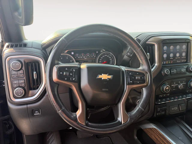 Used 2021 Black Chevrolet High Country image 14