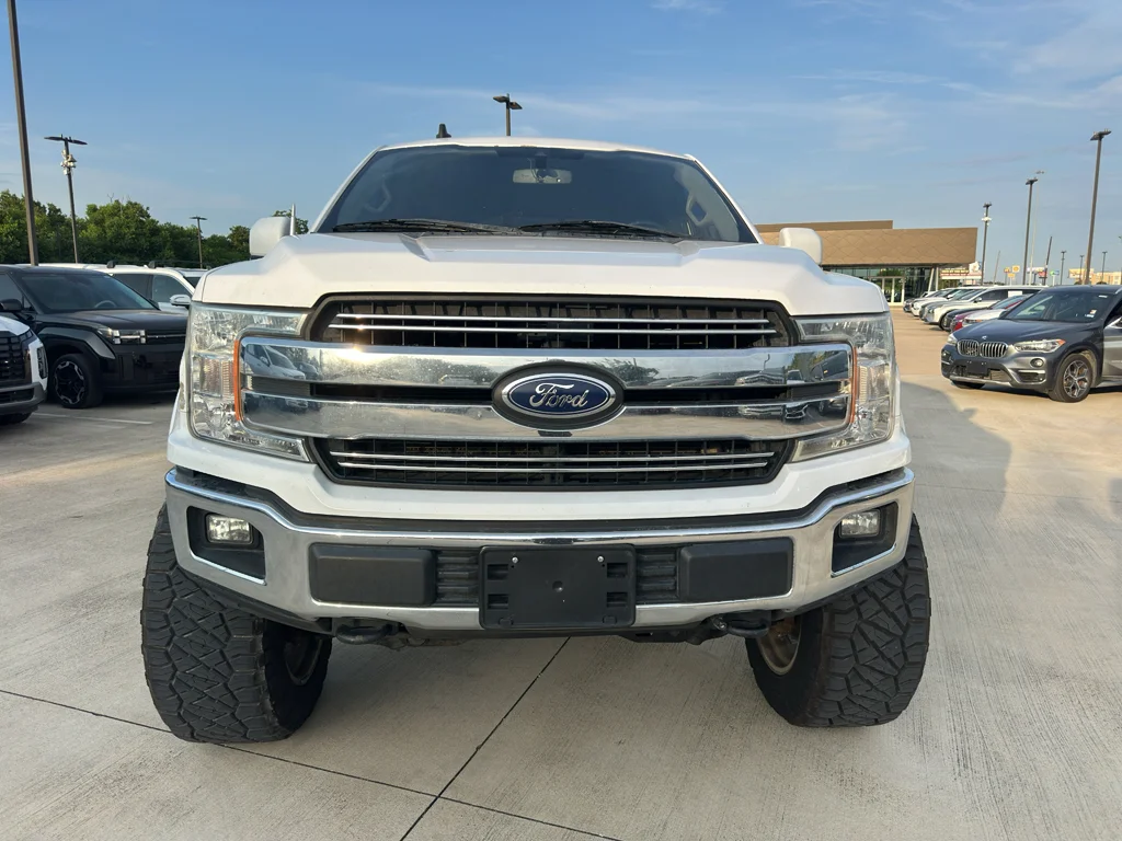 Used 2020 Oxford White Ford LARIAT image 2