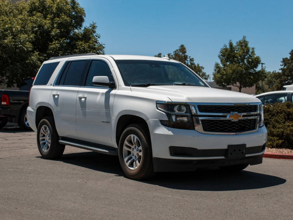 Used 2019 Summit White Chevrolet LT image 3