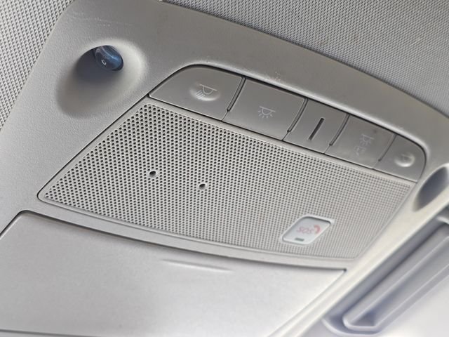 Used 2023 White Nissan SV image 31