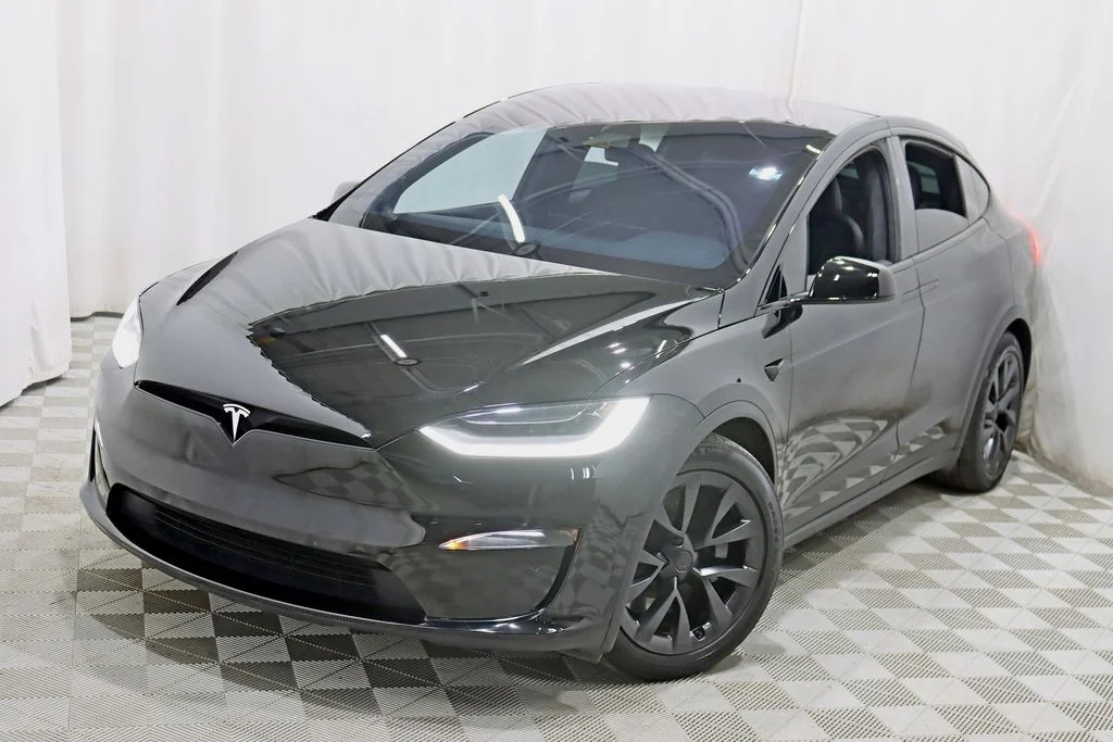 2022 Tesla Model X Plaid
