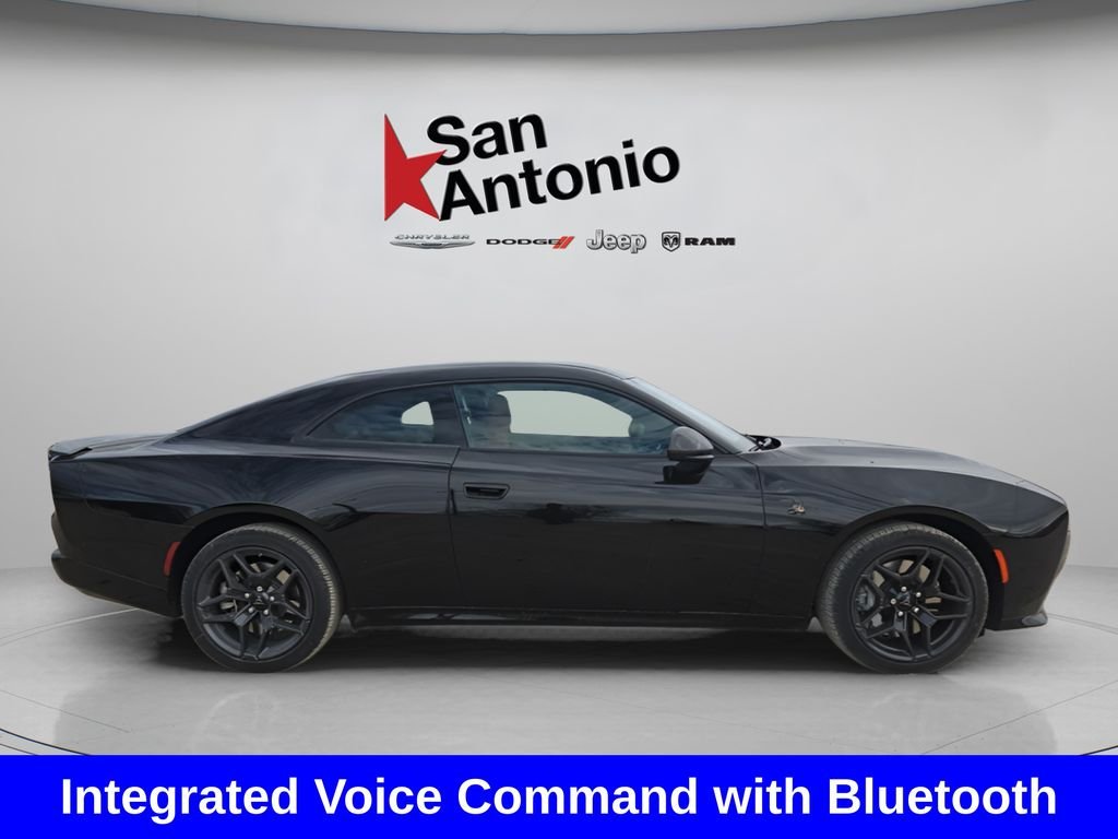 New 2026 Diamond Black Crystal Pearlcoat Dodge R/T Scat Pack image 10