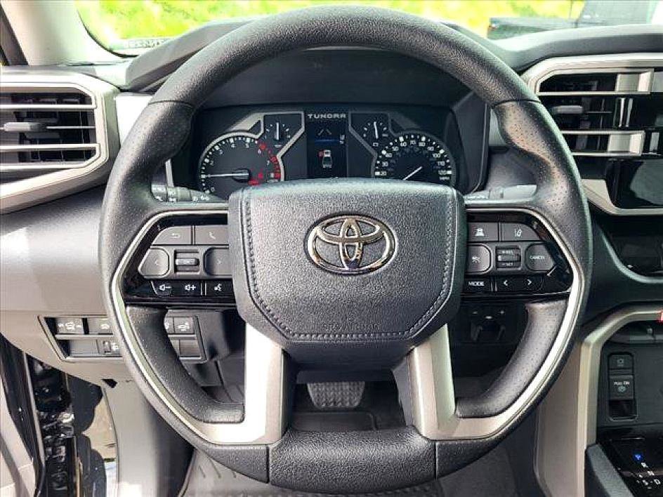 New 2024 Midnight Black Met Toyota SR5 image 22