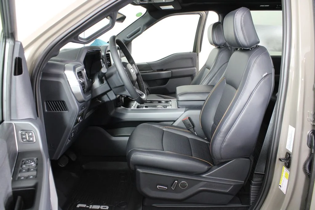 New 2026 Marsh Gray Ford Lariat image 24