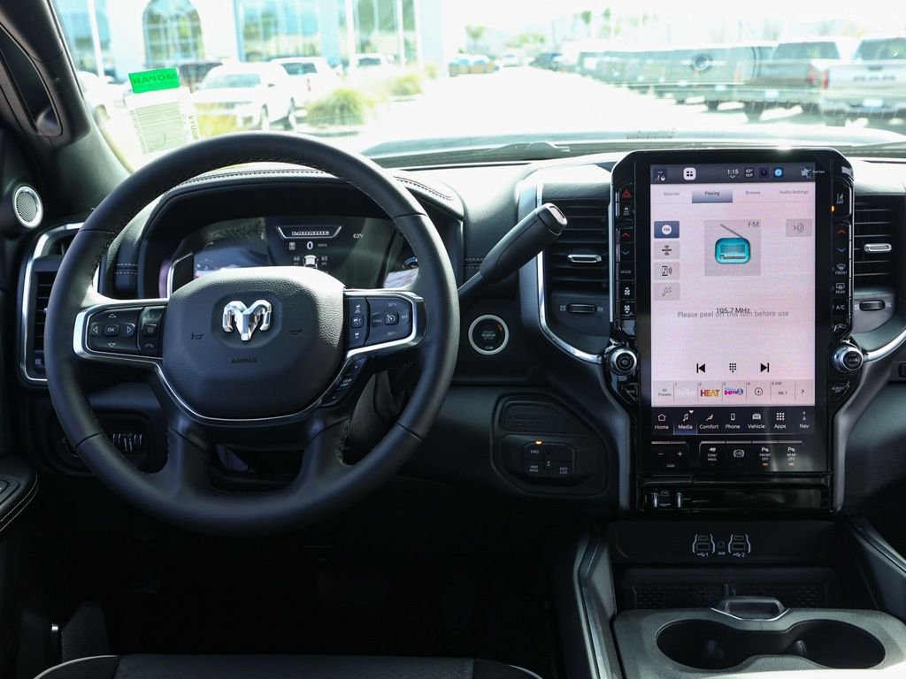 New 2026 Diamond Black Crystal Pearl-Coat Exterior Paint RAM Laramie image 20