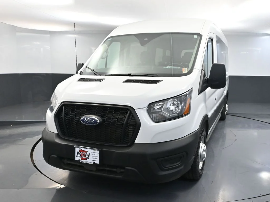 Used 2023 White Ford XL image 12