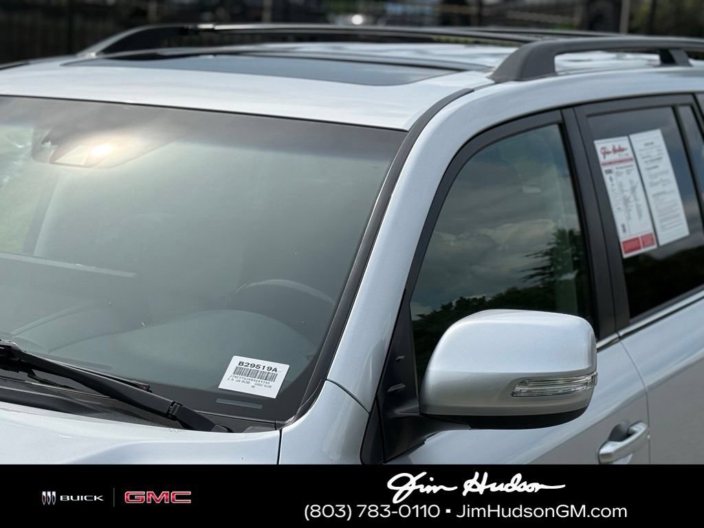 Used 2021 Silver Toyota 4DR 4WD image 12