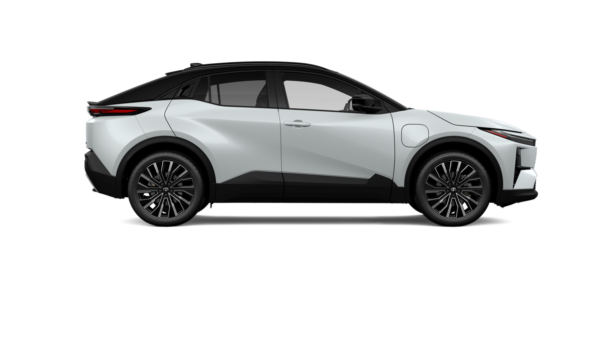 New 2026 Wind Chill Pearl/Black Toyota XSE image 47