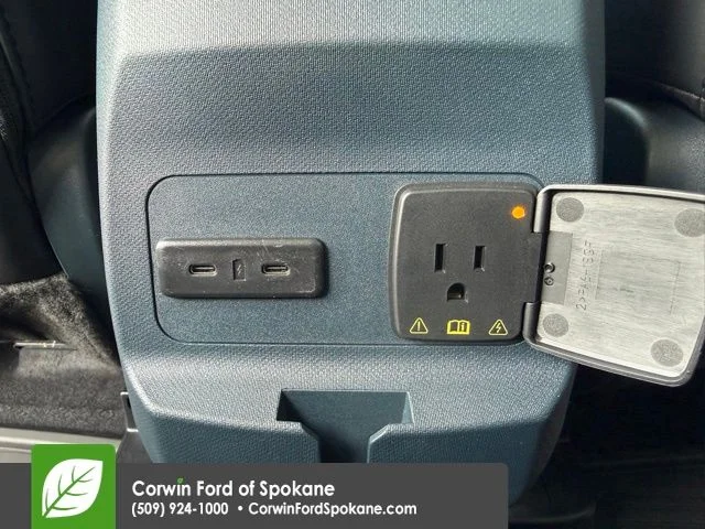 New 2026 Space White Metallic Ford Tremor image 12