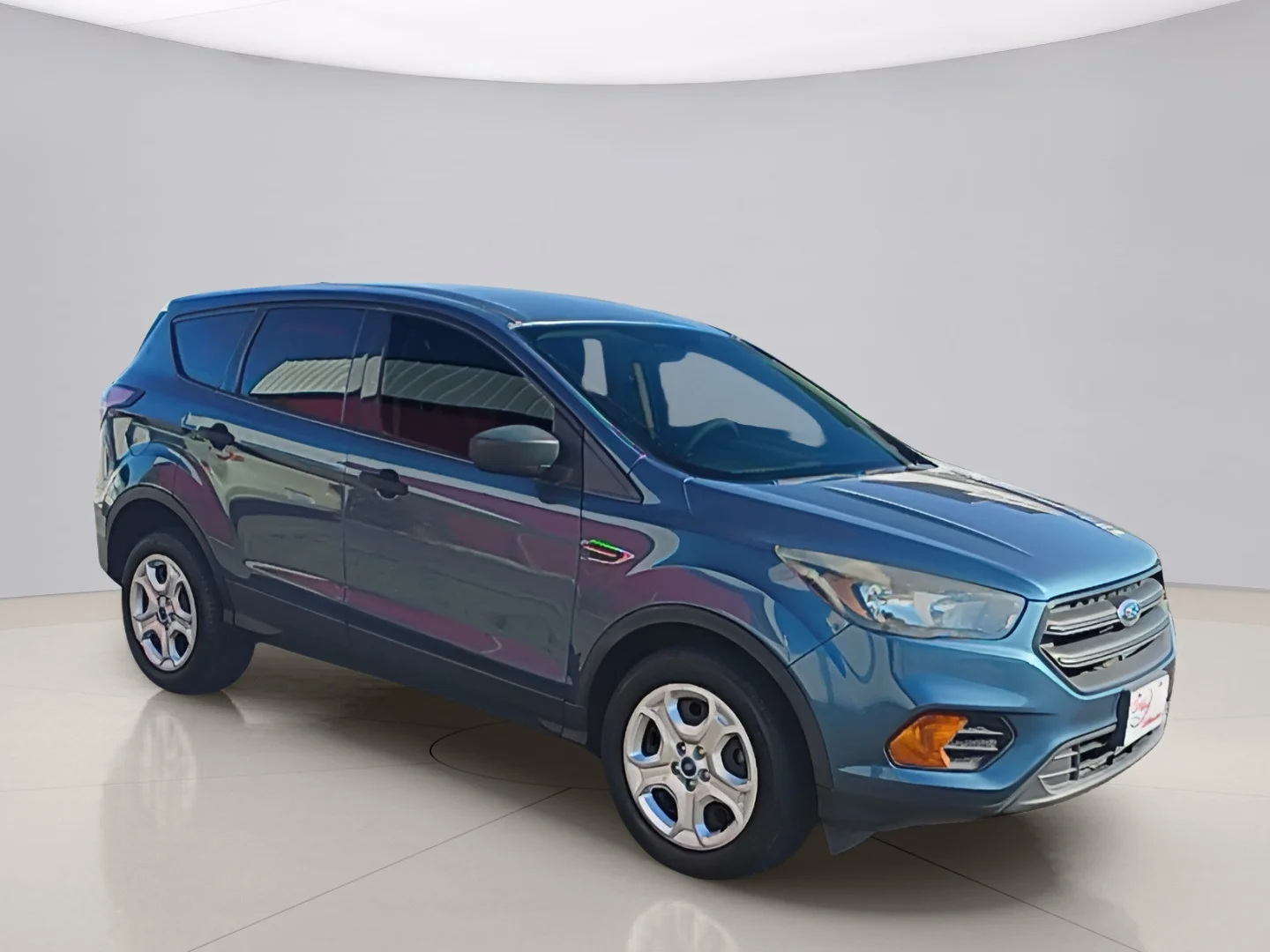 Used 2018 Blue Ford S FWD image 3