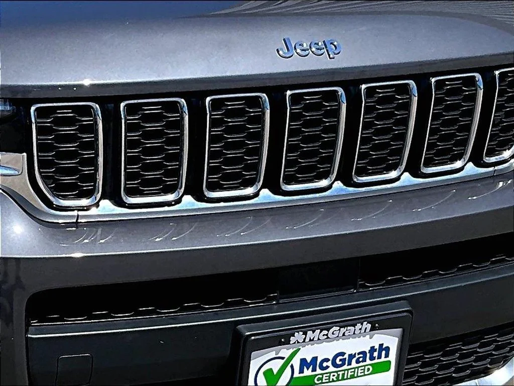 Certified Used 2022 Gray Jeep Limited image 35