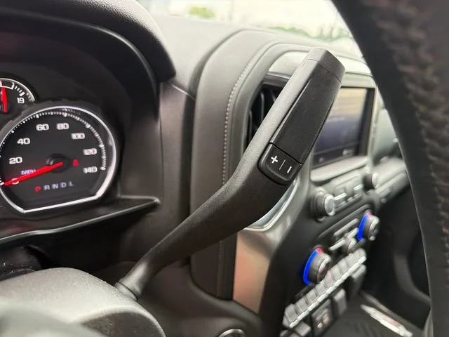 Used 2021 OXFORD BROWN METALLIC Chevrolet LT image 27